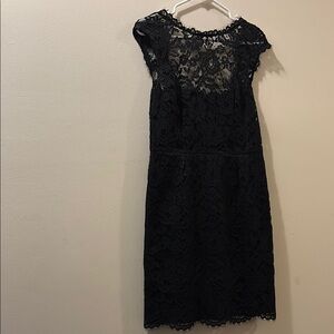Shoshanna Elegant Black Lace Dress - women’s size 8 - high neck cap sleeve